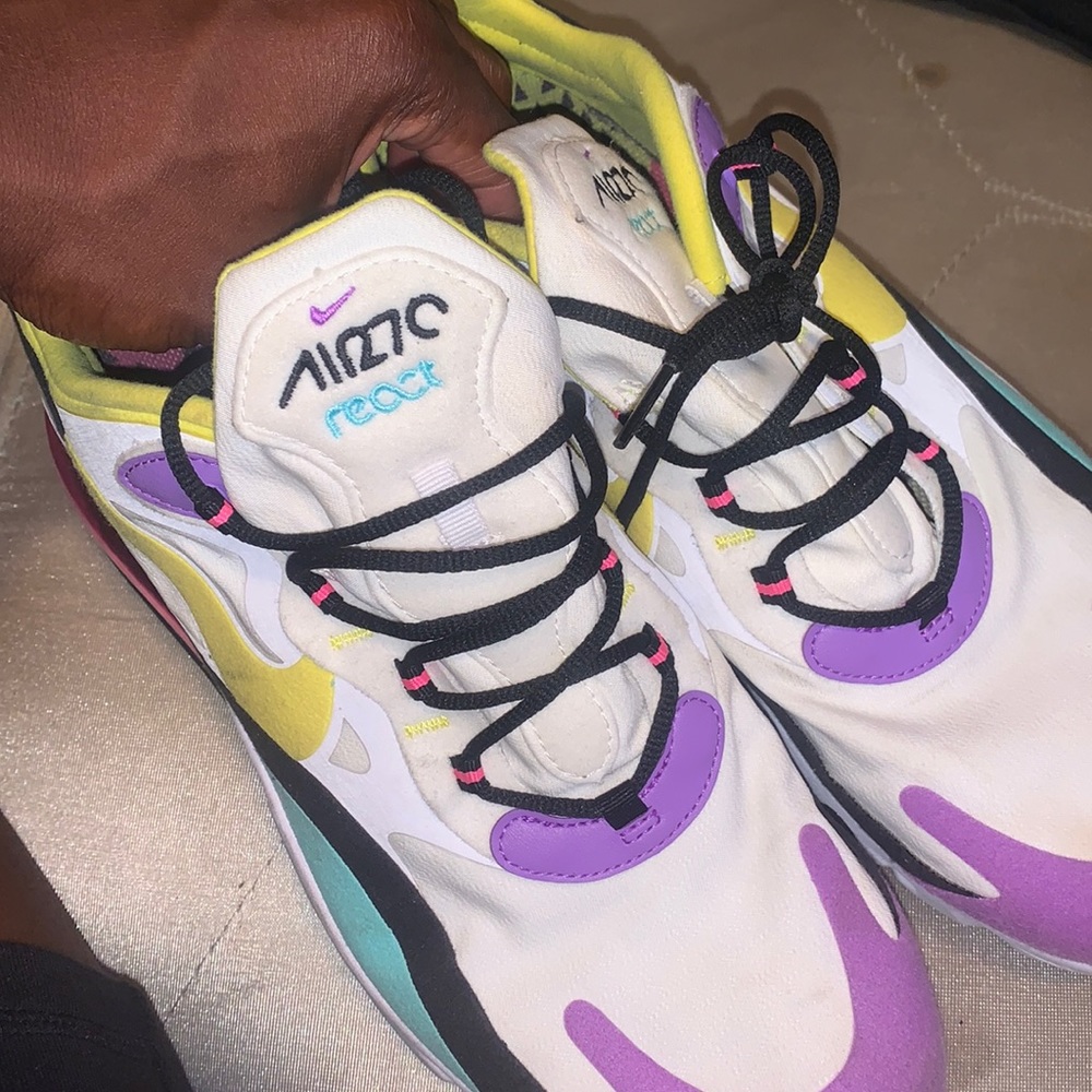 Nike 270 7.5-8/10 size 11 worn couples of times.